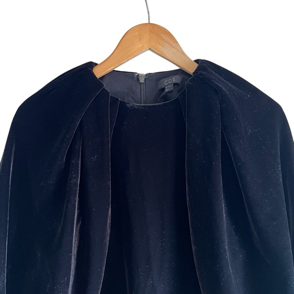 COS Velvet Puff-Sleeved Top dramatic pleated sleeve size 40 excellent condition - Picture 6 of 15